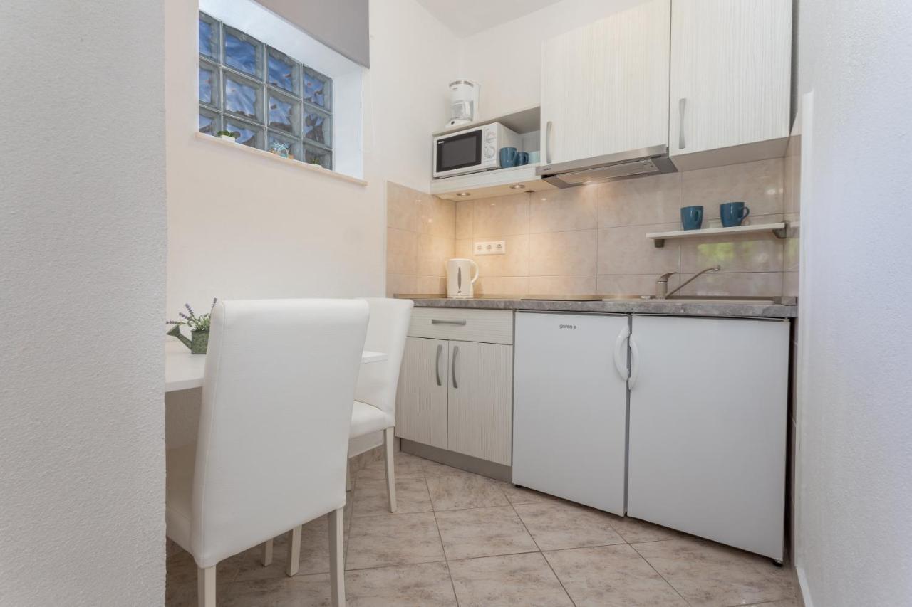 Apartments Nona 1 Đảo Hvar Ngoại thất bức ảnh