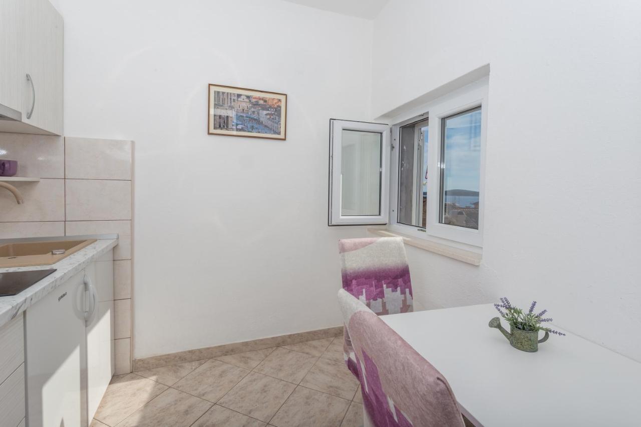 Apartments Nona 1 Đảo Hvar Ngoại thất bức ảnh