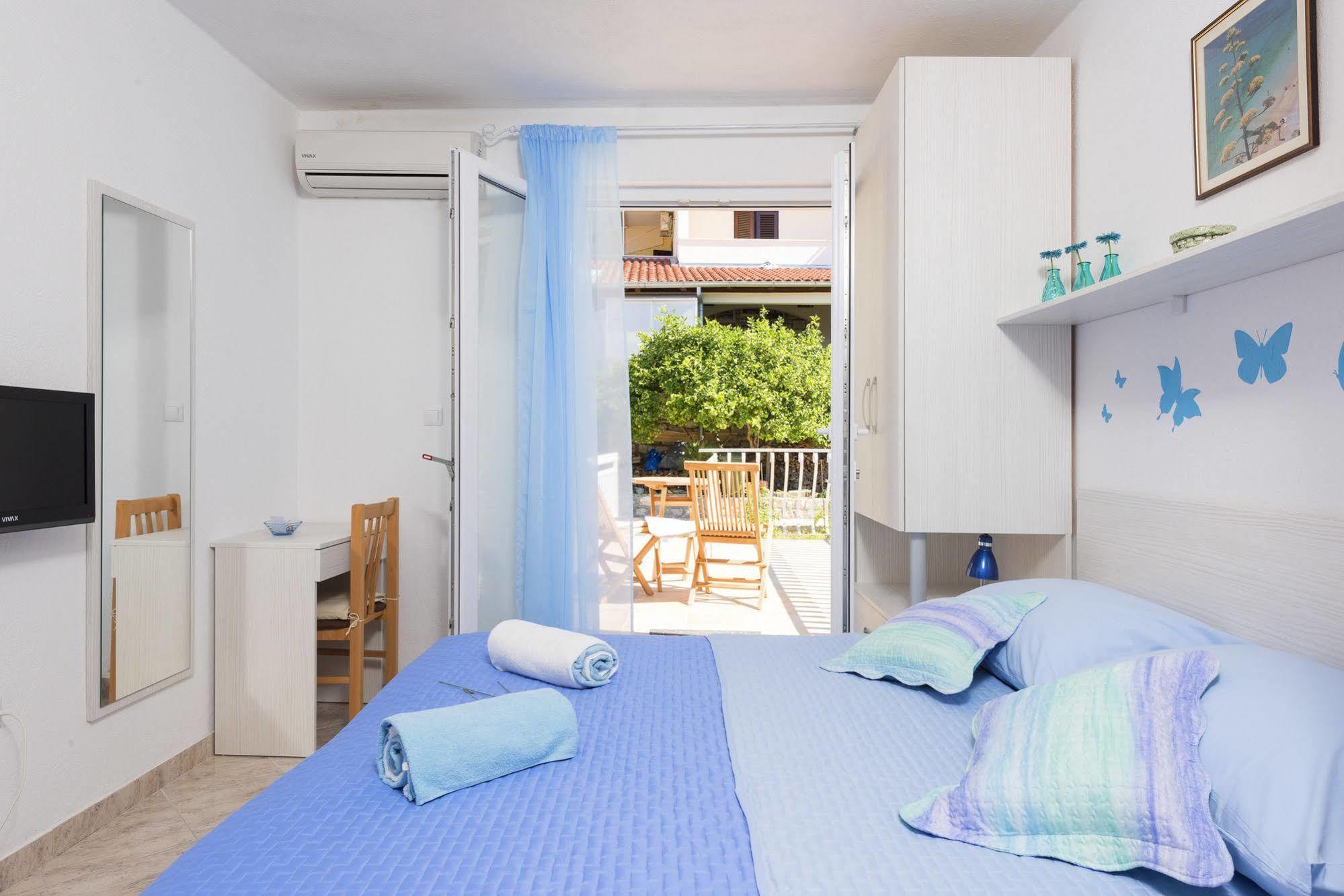 Apartments Nona 1 Đảo Hvar Ngoại thất bức ảnh
