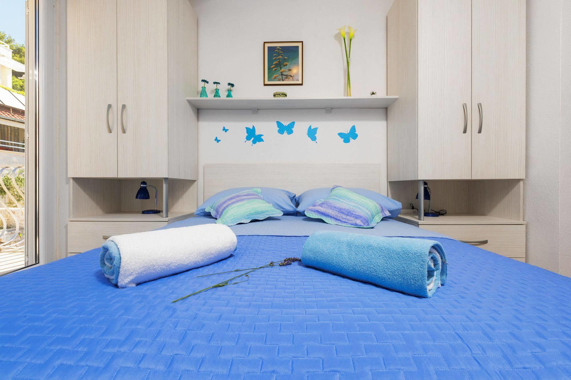 Apartments Nona 1 Đảo Hvar Ngoại thất bức ảnh