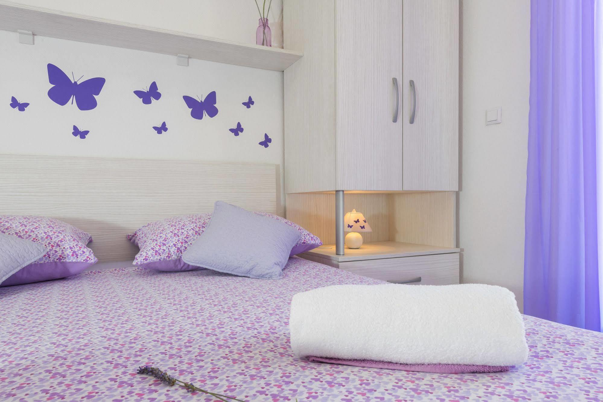 Apartments Nona 1 Đảo Hvar Ngoại thất bức ảnh