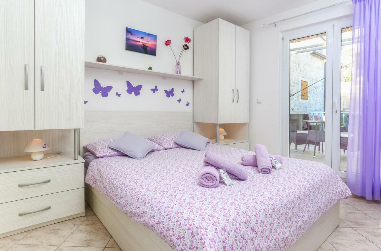 Apartments Nona 1 Đảo Hvar Ngoại thất bức ảnh