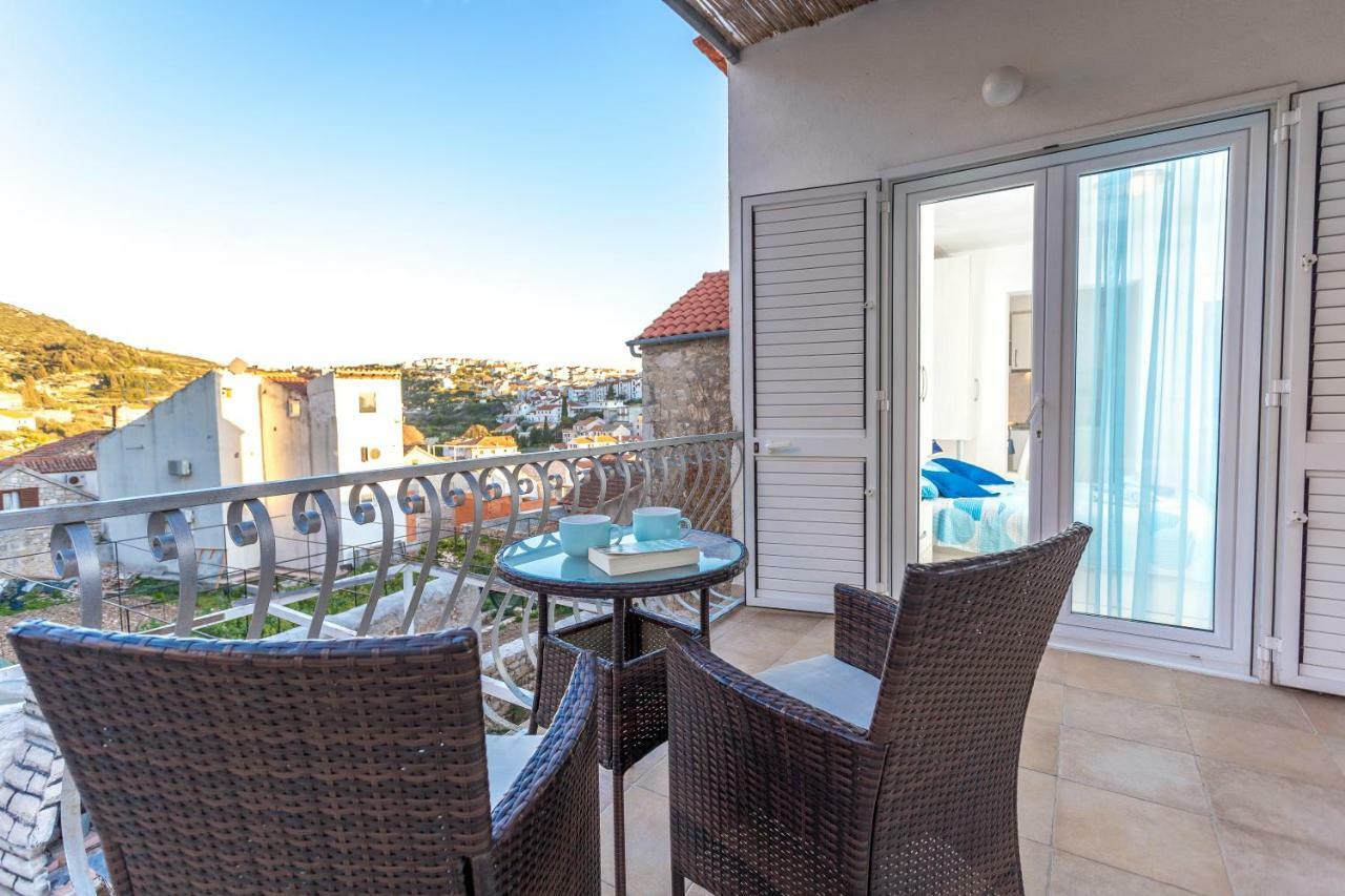 Apartments Nona 1 Đảo Hvar Ngoại thất bức ảnh