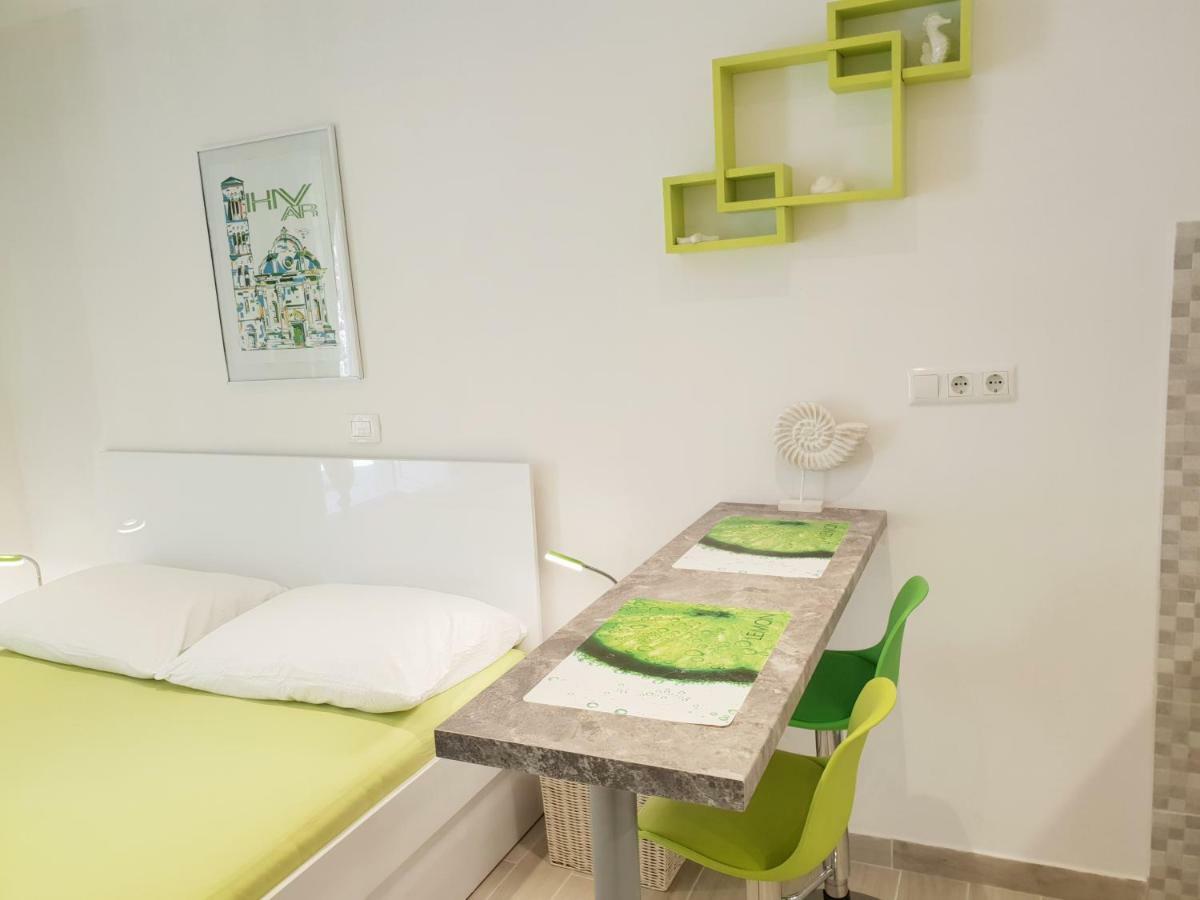 Apartments Nona 1 Đảo Hvar Ngoại thất bức ảnh